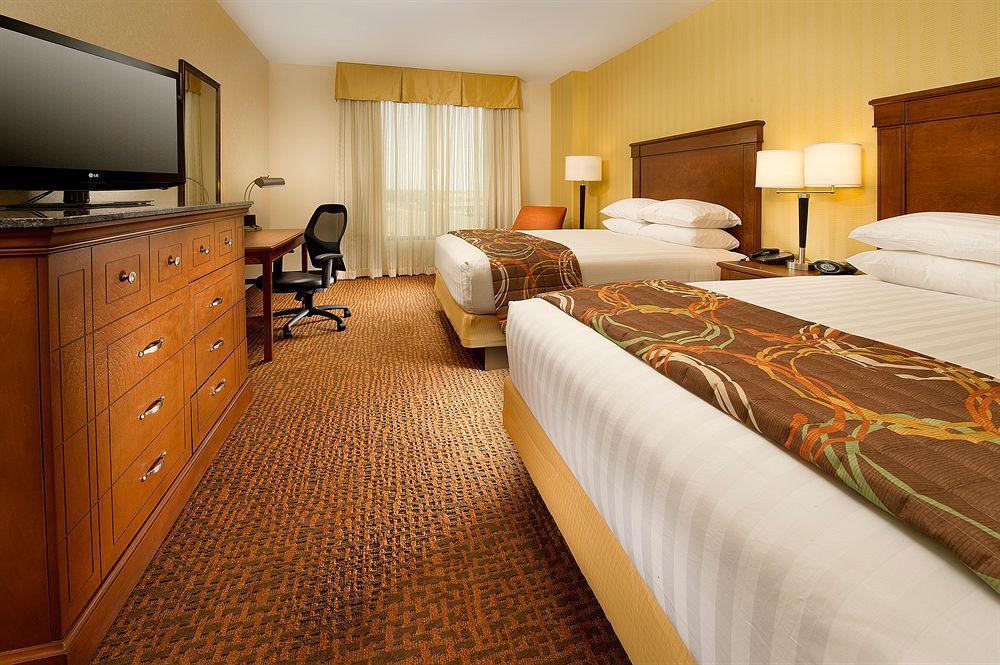 Drury Inn & Suites St. Louis Brentwood Exteriör bild